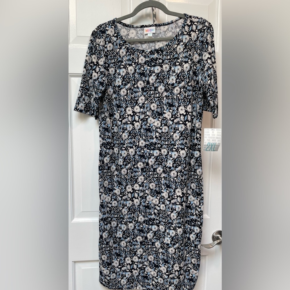 LuLaRoe Black and White Floral Julia Dress Size XXL NWT